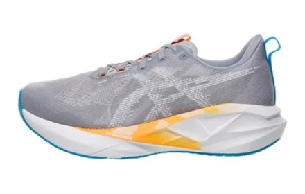 ASICS Novablast 5